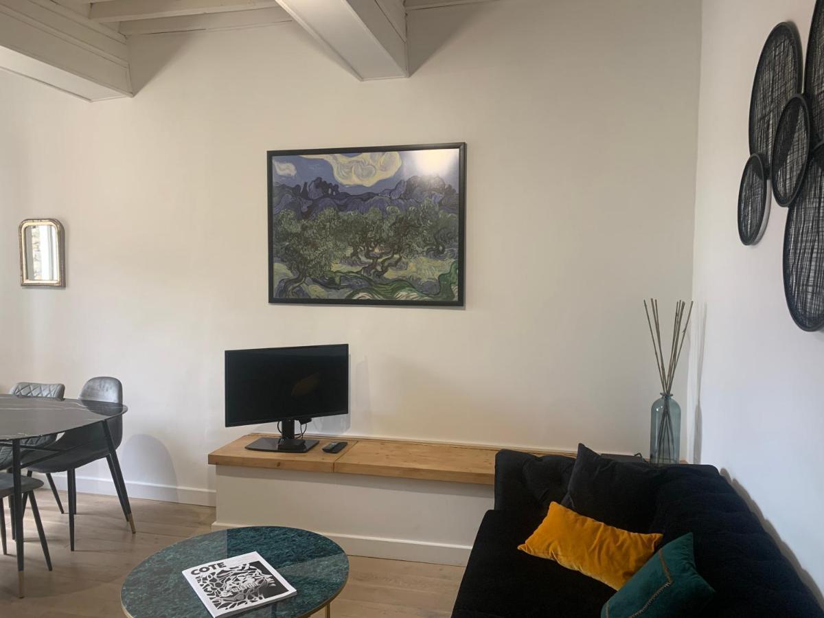 Appartement Renove De Caractere/ Parking Prive Saint-Rémy-de-Provence Dış mekan fotoğraf